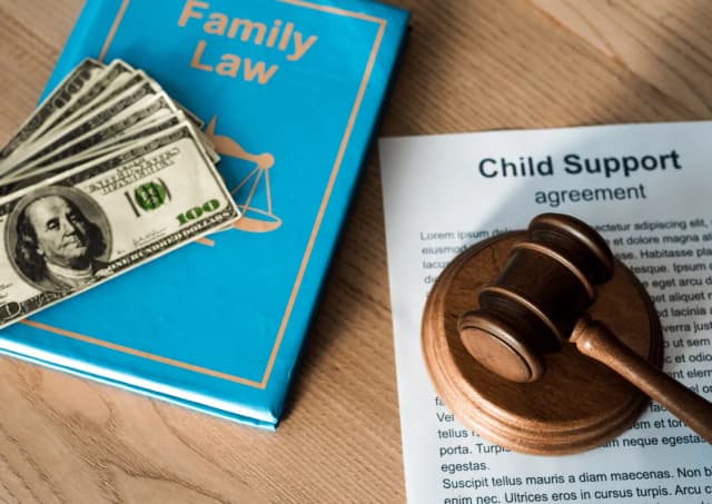 Alimenty od męża dla żony bez rozwodu - jak je uzyskać legalnie? Alimenty od męża dla żony bez rozwodu - jak je uzyskać legalnie?